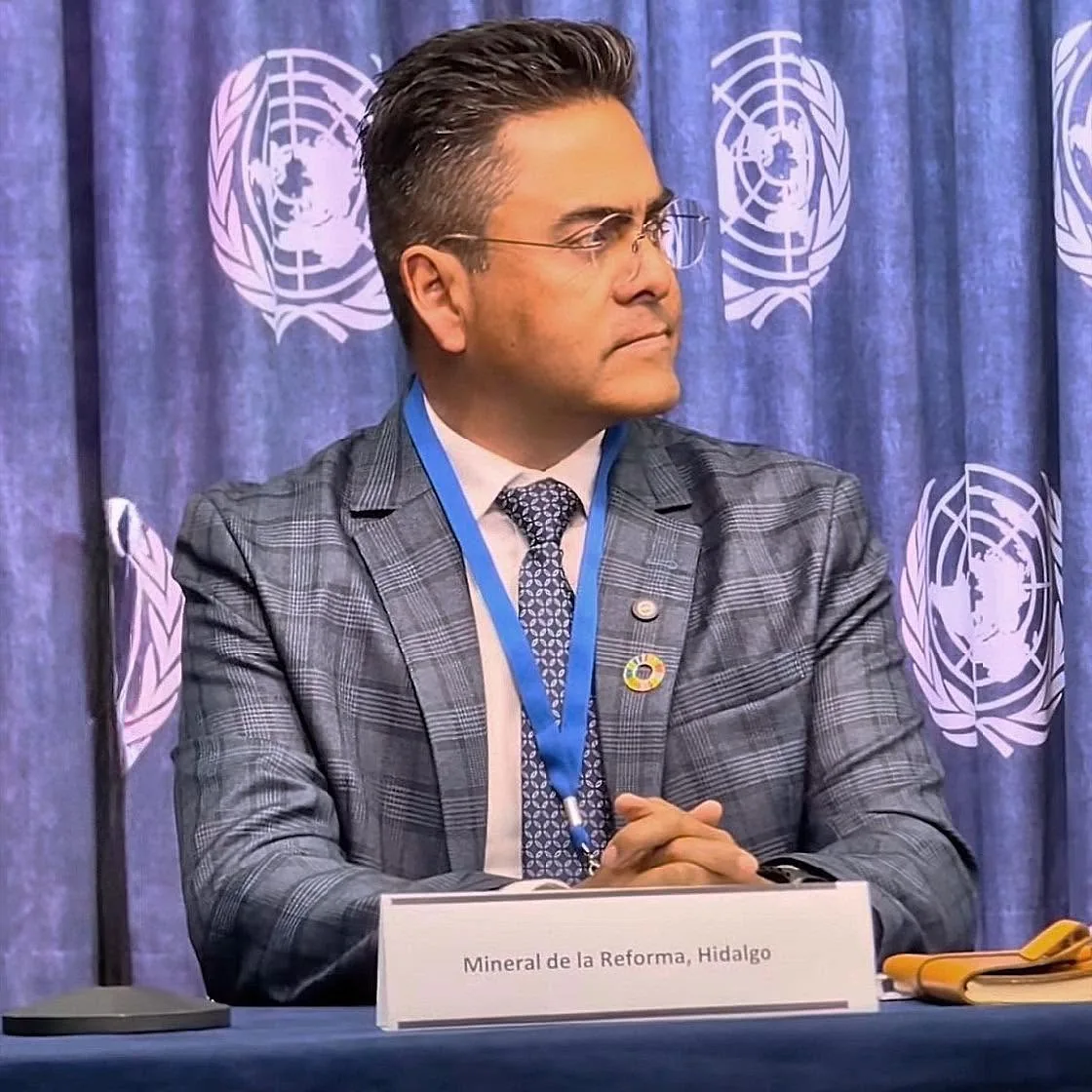 Lalo Medécigo en encuentro institucional de liderazgo municipal